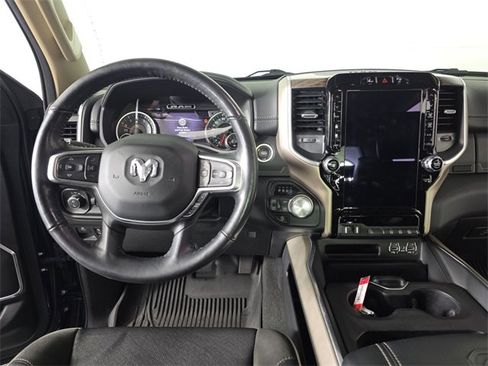Used 2020 RAM 1500 Laramie image 13