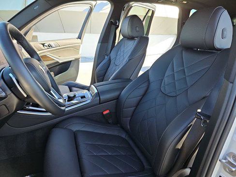 Used 2024 BMW X5 sDrive40i w/ Parking Assistance Package image 15