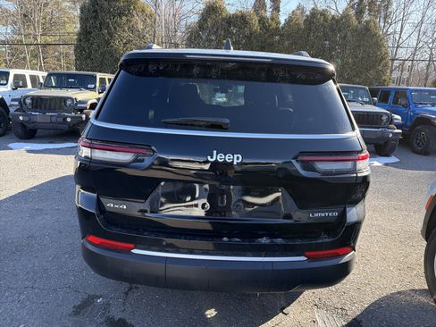 New 2026 Jeep Grand Cherokee L Limited w/ Luxury Tech Group II AWD/4WD image 6