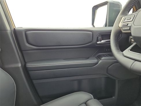 Used 2025 Toyota Land Cruiser w/ Premium Package image 17