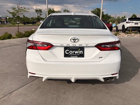 Used 2023 Toyota Camry SE FWD image 6