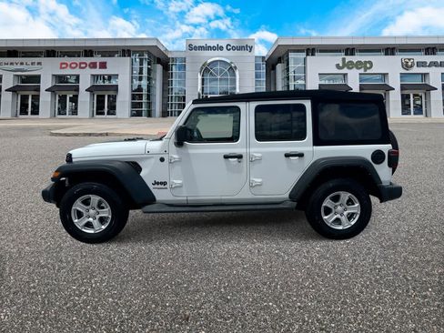 Used 2022 Jeep Wrangler Unlimited Sport AWD/4WD image 5