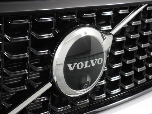 Used 2023 Volvo XC40 B5 Ultimate w/ Protection Package Premier AWD/4WD image 27