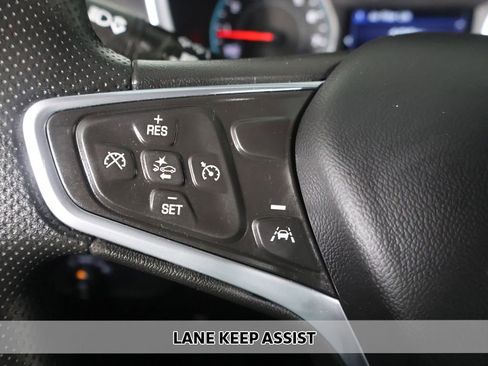 Used 2022 Chevrolet Equinox LT AWD/4WD image 3