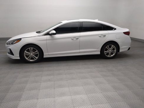 Used 2018 Hyundai Sonata Limited FWD image 2