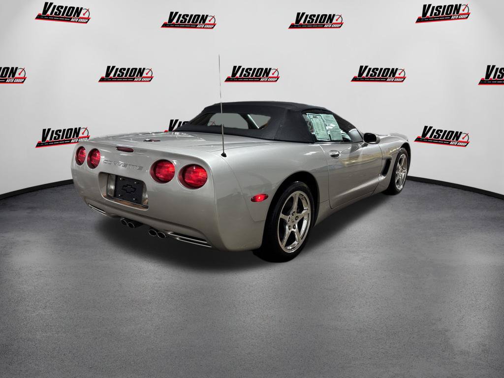 Used 2004 Chevrolet Corvette Convertible w/ Preferred Equipment Group RWD image 16
