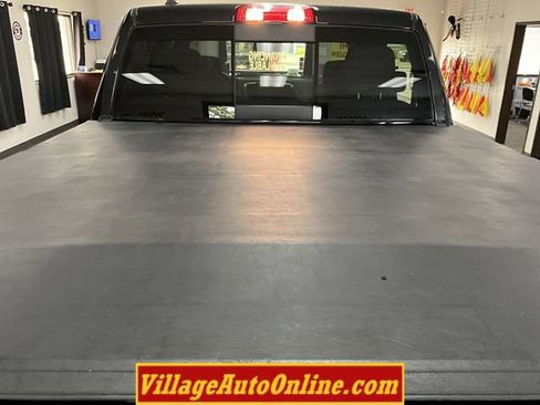 Used 2018 RAM 1500 Big Horn AWD/4WD image 32