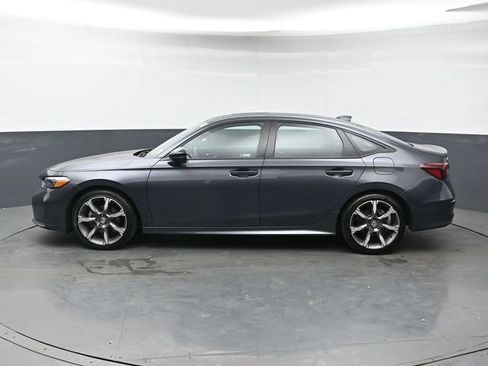 Used 2025 Honda Civic Sport Touring image 2