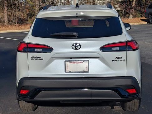 Used 2025 Toyota Corolla Cross XSE w/ Convenience Package image 6