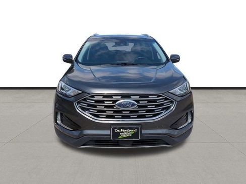 Used 2020 Ford Edge Titanium FWD image 2