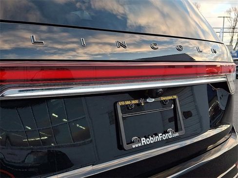 Used 2023 Lincoln Aviator Black Label w/ Jet Package image 34