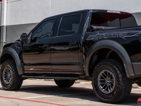 Used 2020 Ford F150 Raptor w/ Equipment Group 802A Luxury AWD/4WD image 35