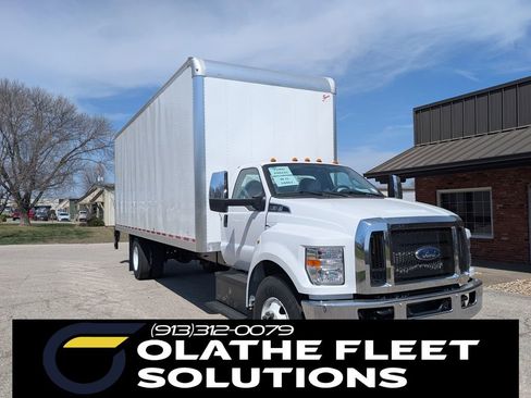 New 2027 Ford F650 2WD Regular Cab Super Duty image 9
