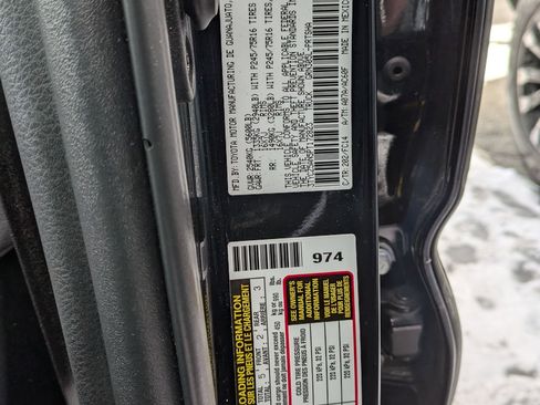 Used 2023 Toyota Tacoma image 22