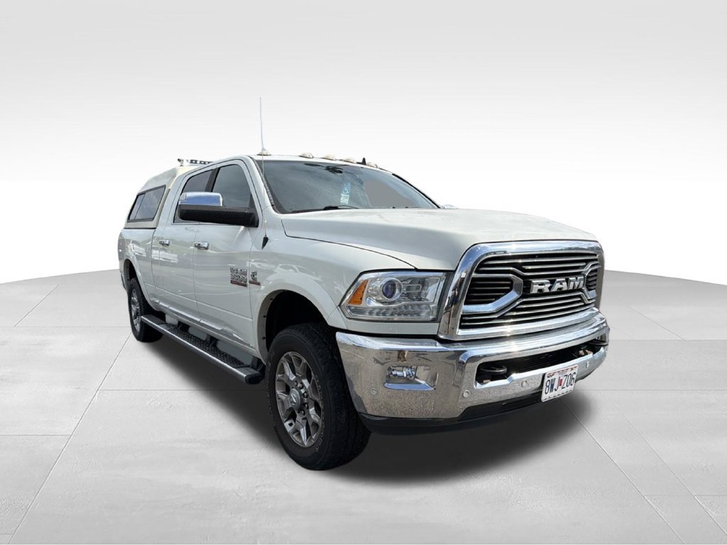 Used 2017 RAM 3500 Laramie Longhorn AWD/4WD image 3
