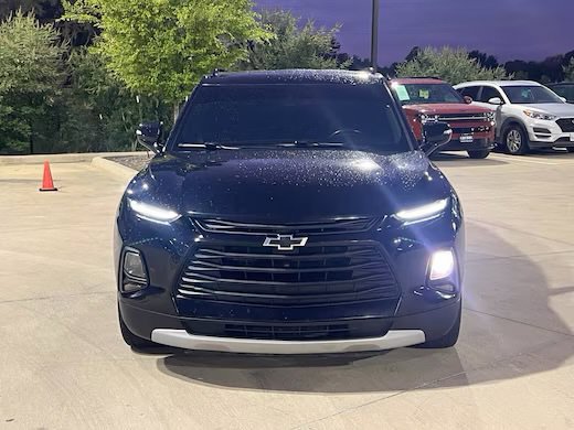 Used 2019 Chevrolet Blazer LT FWD image 2