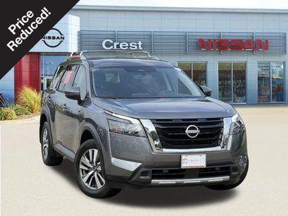 Certified 2025 Nissan Pathfinder SL
