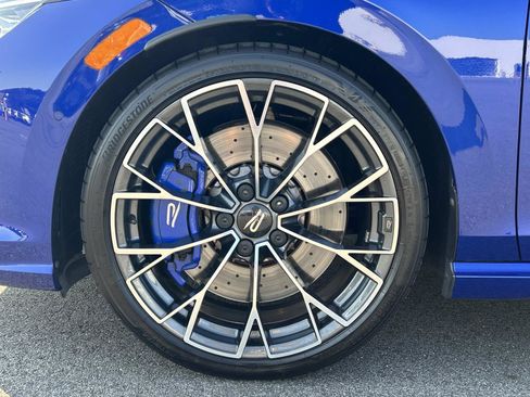 Certified 2025 Volkswagen Golf w/ Euro Style Package AWD/4WD image 9