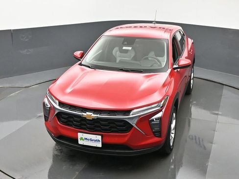 New 2026 Chevrolet Trax LS w/ LS Convenience Package image 23