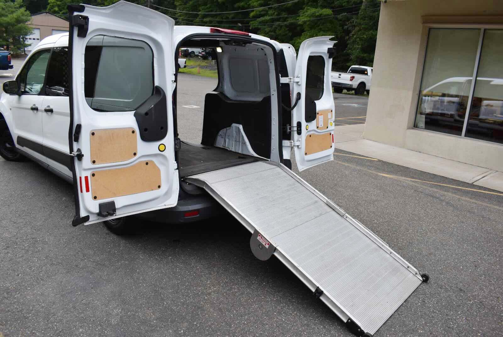 Used 2016 Ford Transit Connect XLT FWD image 22