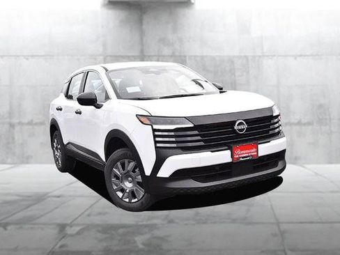 New 2026 Nissan Kicks S image 2