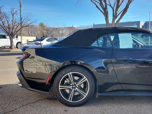 Used 2024 Ford Mustang Premium image 5