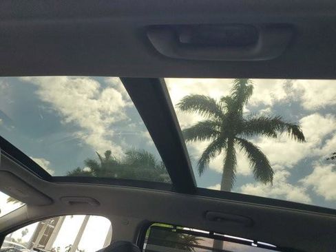 Certified 2023 Hyundai Santa Fe Limited image 31