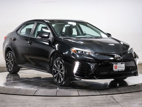 Certified 2018 Toyota Corolla SE w/ Carpet Mat Package (TMS) FWD image 6