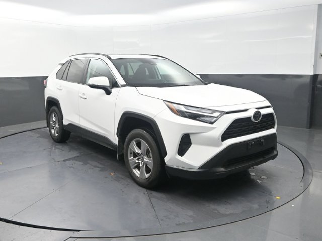 Used 2025 Toyota RAV4 XLE w/ Convenience Package AWD/4WD image 10