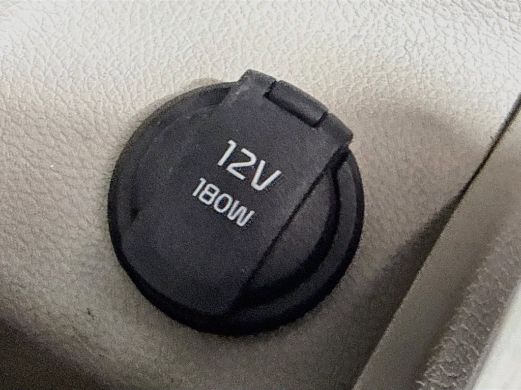 Used 2018 Kia Sedona L FWD image 38