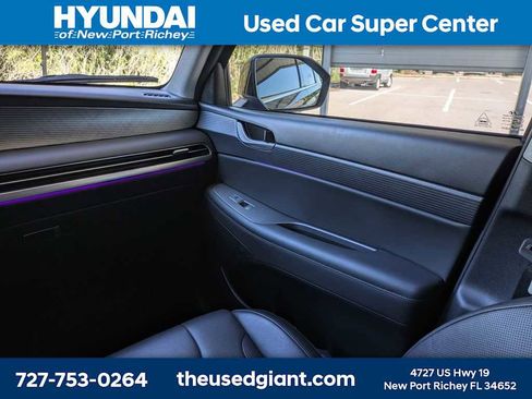 Used 2024 Hyundai Palisade Limited image 24