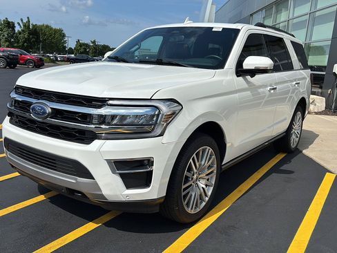 Used 2023 Ford Expedition Limited AWD/4WD image 8