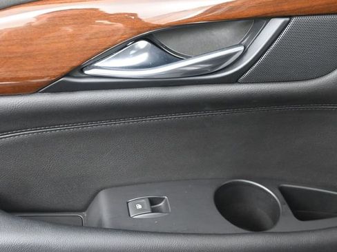 Used 2018 Cadillac Escalade ESV Premium Luxury image 23