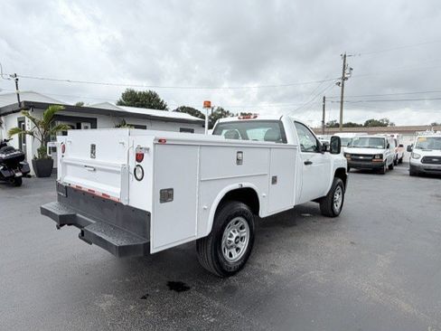 Used 2013 Chevrolet Silverado 3500 W/T RWD image 5