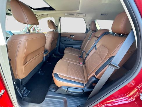 Used 2024 Nissan Pathfinder Platinum w/ Cargo Package FWD image 25