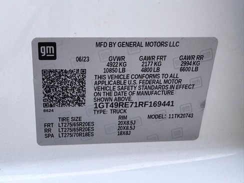 Used 2024 GMC Sierra 2500 Denali w/ Denali Reserve Package image 30