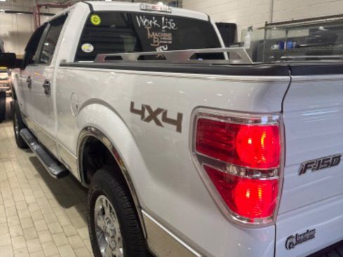 Used 2013 Ford F150 XLT w/ Mid Equipment Group image 9