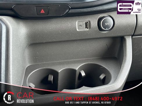 Used 2020 Ford Transit 250 Medium Roof RWD image 17
