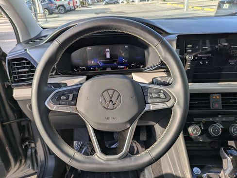 Certified 2025 Volkswagen Taos S FWD image 24