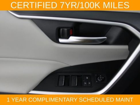 Used 2024 Toyota RAV4 XLE FWD image 19