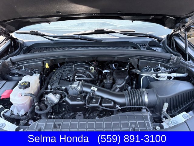 Used 2025 Jeep Grand Cherokee Altitude AWD/4WD image 26