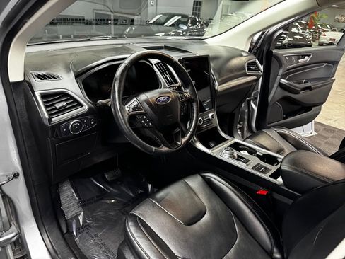 Used 2022 Ford Edge Titanium w/ Equipment Group 301A AWD/4WD image 36
