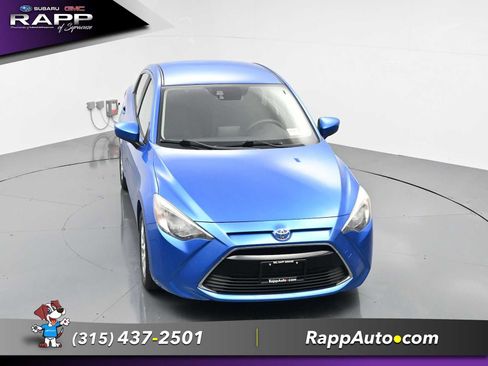 Used 2017 Toyota Yaris iA FWD image 19