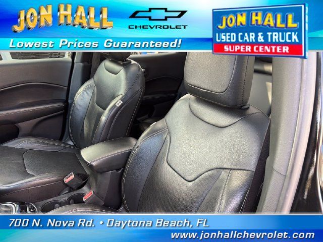 Used 2021 Jeep Compass Latitude w/ Sun and Sound Group AWD/4WD image 18