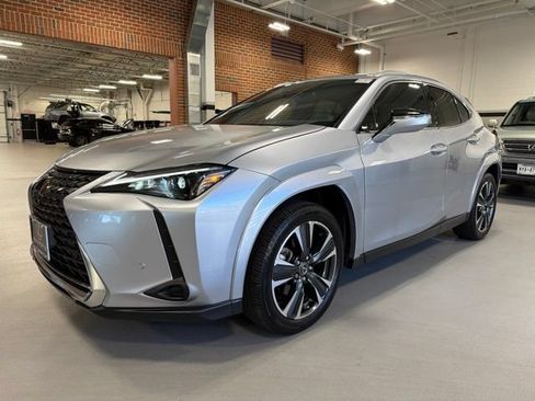 Used 2024 Lexus UX 250h FWD w/ Premium Package image 3