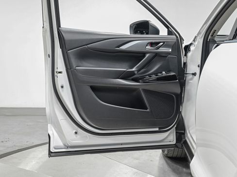 Used 2023 MAZDA CX-9 Touring Plus image 12