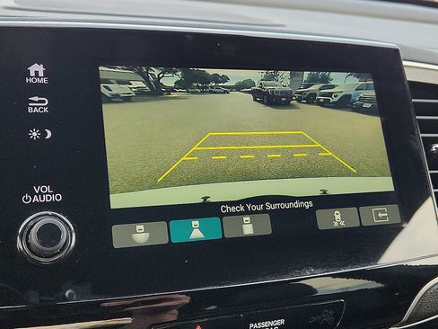 Used 2020 Honda Passport Touring image 19