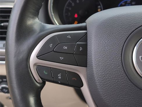 Used 2021 Jeep Grand Cherokee Limited image 26