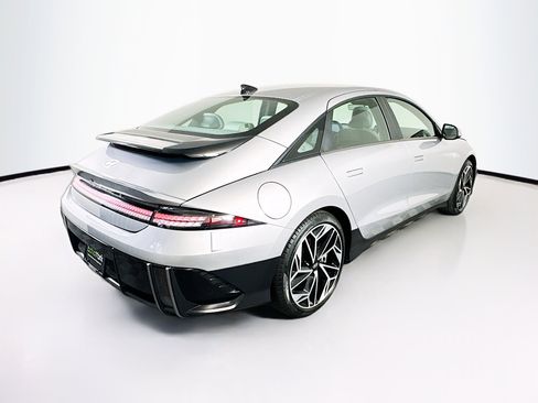 Used 2024 Hyundai Ioniq 6 SEL RWD image 9