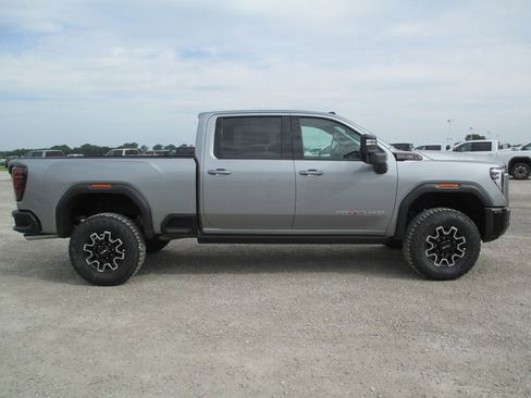 New 2026 GMC Sierra 2500 AT4X AWD/4WD image 3